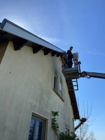 Charpentier pour la réalisation de toiture neuve à Valence 